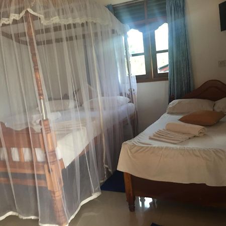 Damith Guest House Unawatuna Eksteriør bilde