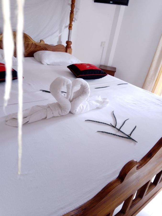 Damith Guest House Unawatuna Eksteriør bilde