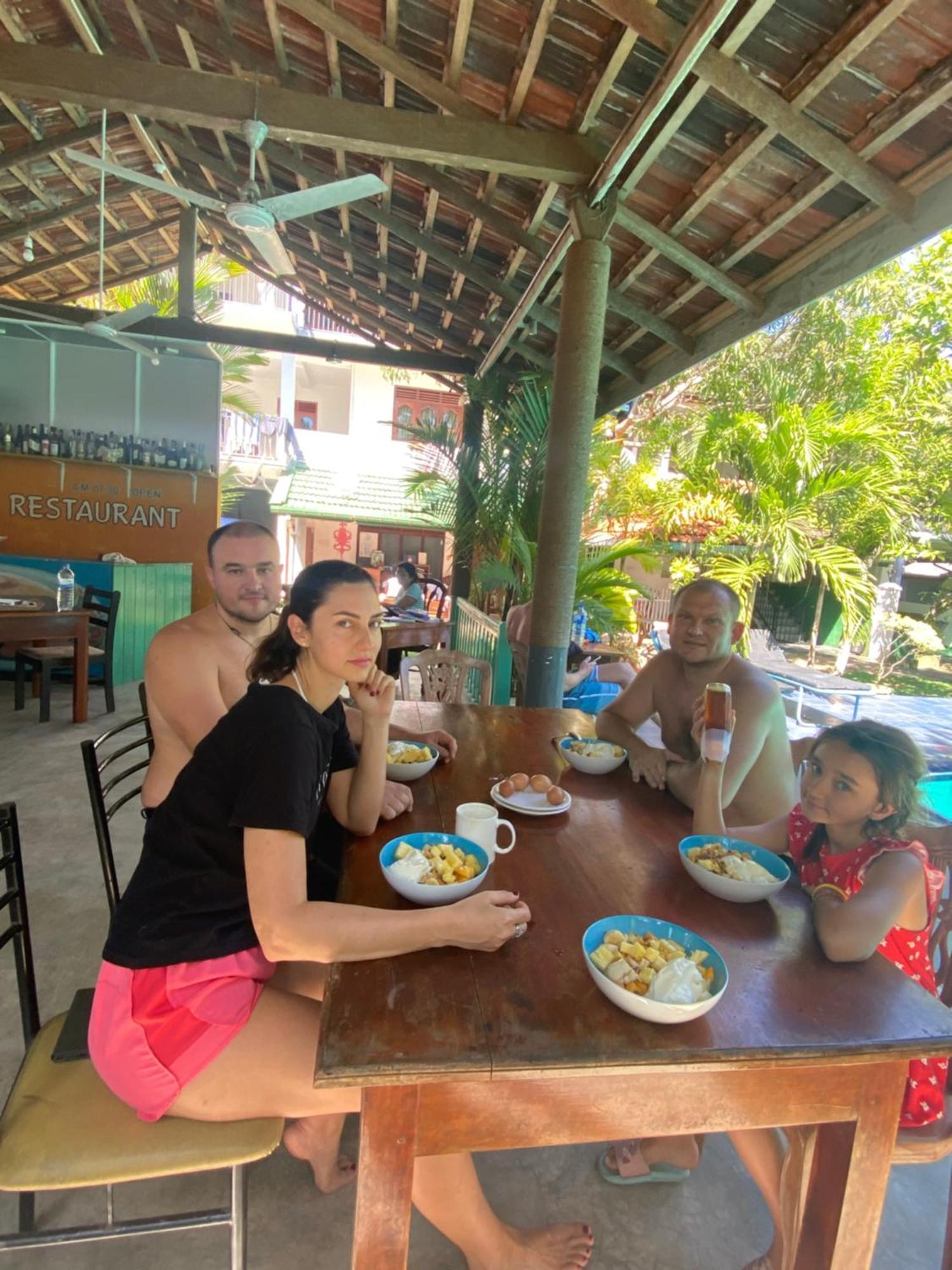 Damith Guest House Unawatuna Eksteriør bilde