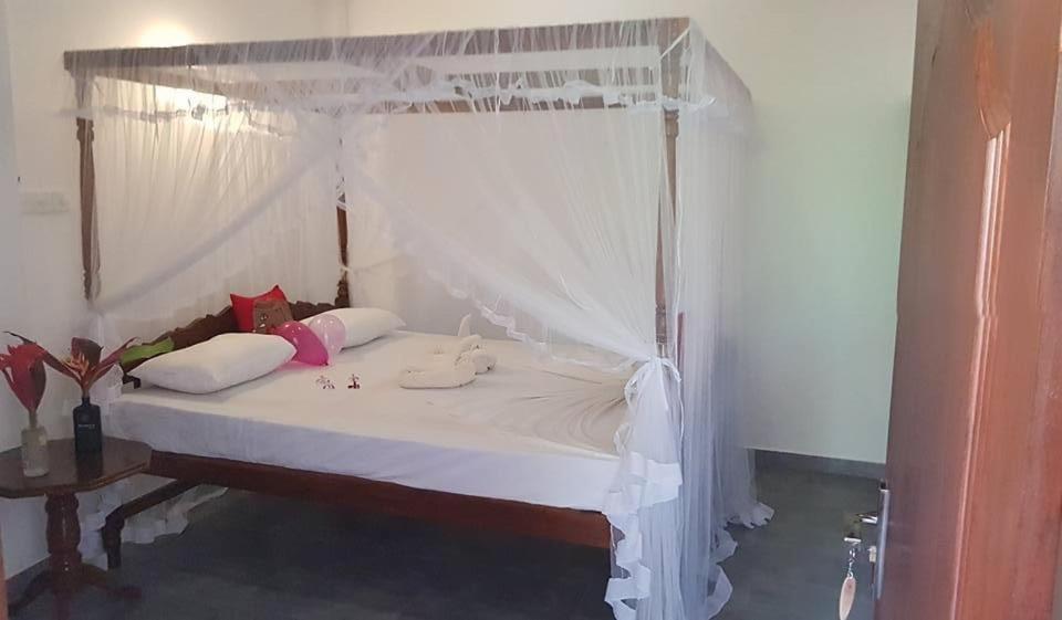 Damith Guest House Unawatuna Eksteriør bilde