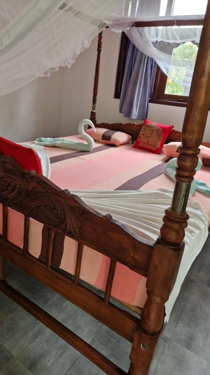 Damith Guest House Unawatuna Eksteriør bilde