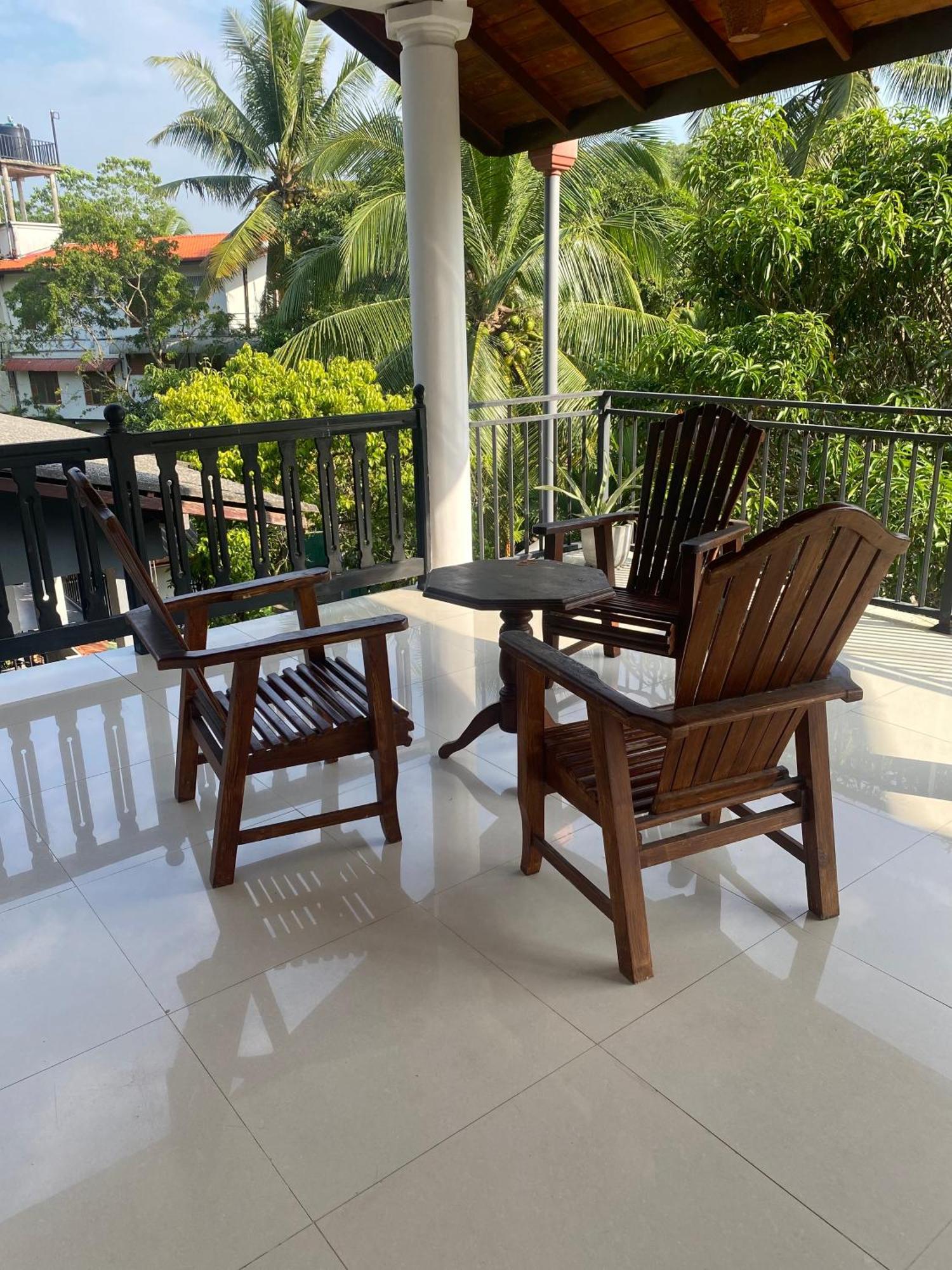 Damith Guest House Unawatuna Eksteriør bilde