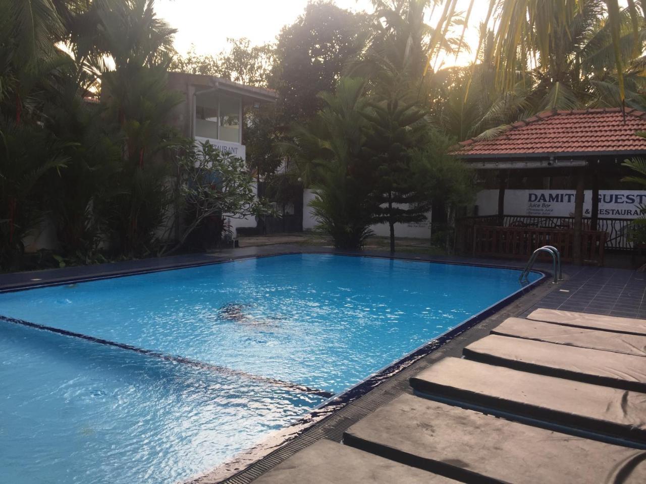 Damith Guest House Unawatuna Eksteriør bilde
